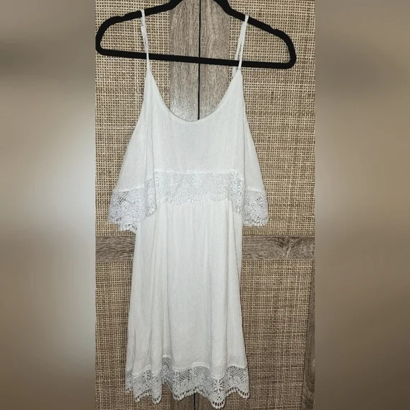 Rue21 | Dresses | Nwt Rue 2 White With Lace Adjustable Spaghetti Straps  Lined | Poshmark